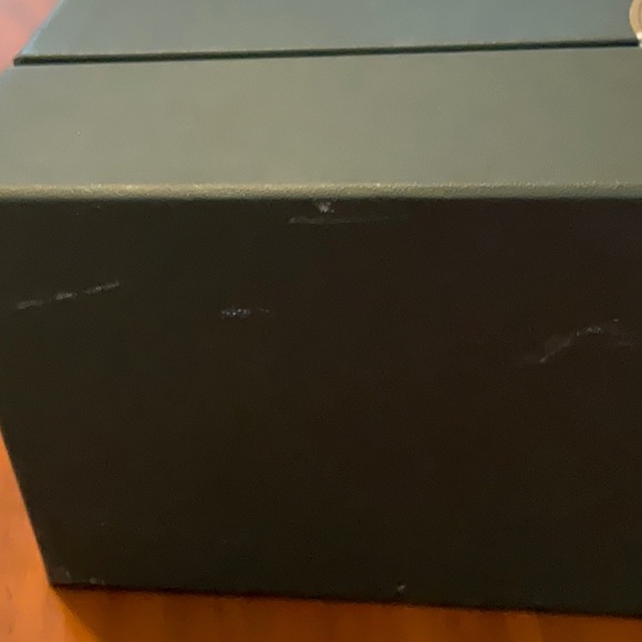empty 1998 Dom Perignon bottle & box - Picture 14 of 14